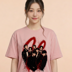 Camiseta BTS Grupo Vermelho - Rosa (Wonyoung)