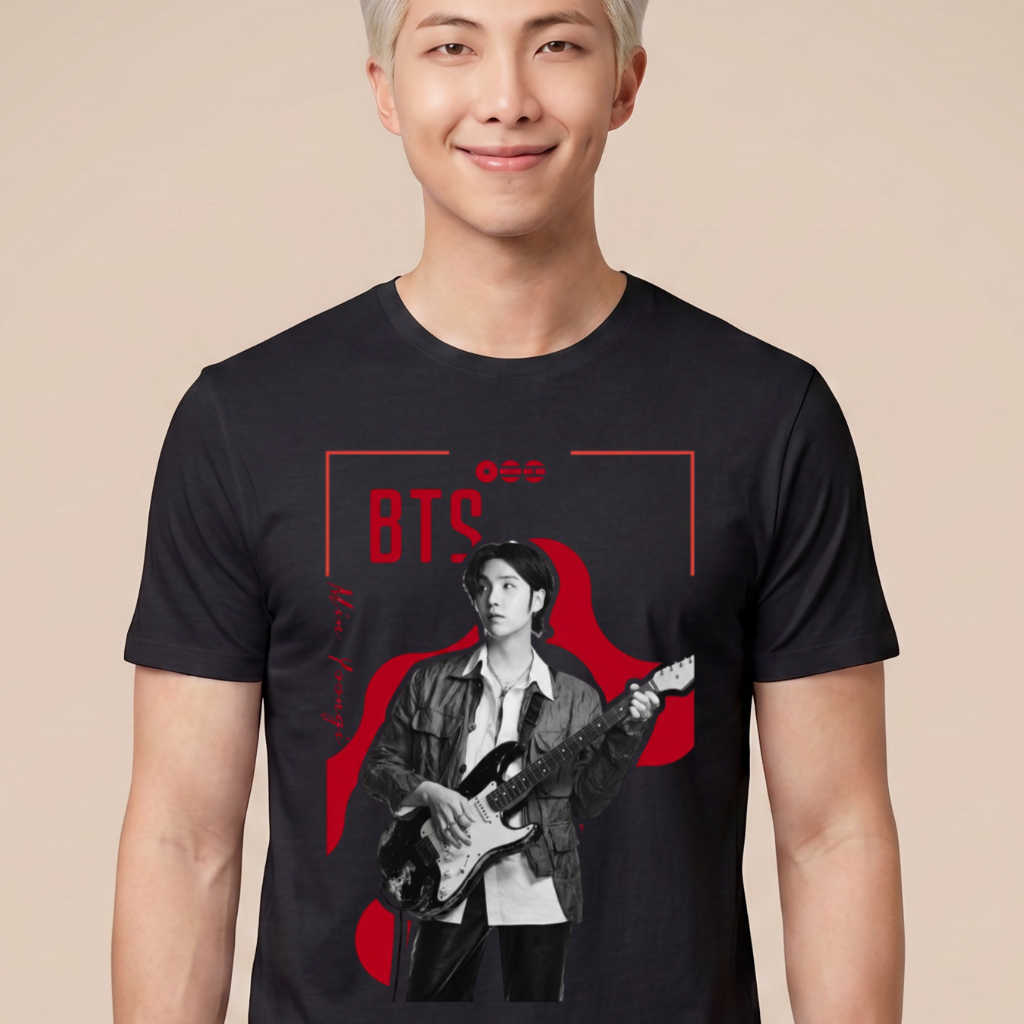 Camiseta BTS Jungkook Pôster - Preta (RM)
