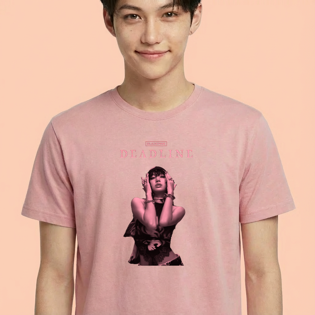 Camiseta camiseta-basica-blackpink-deadline-lisa - Rosa