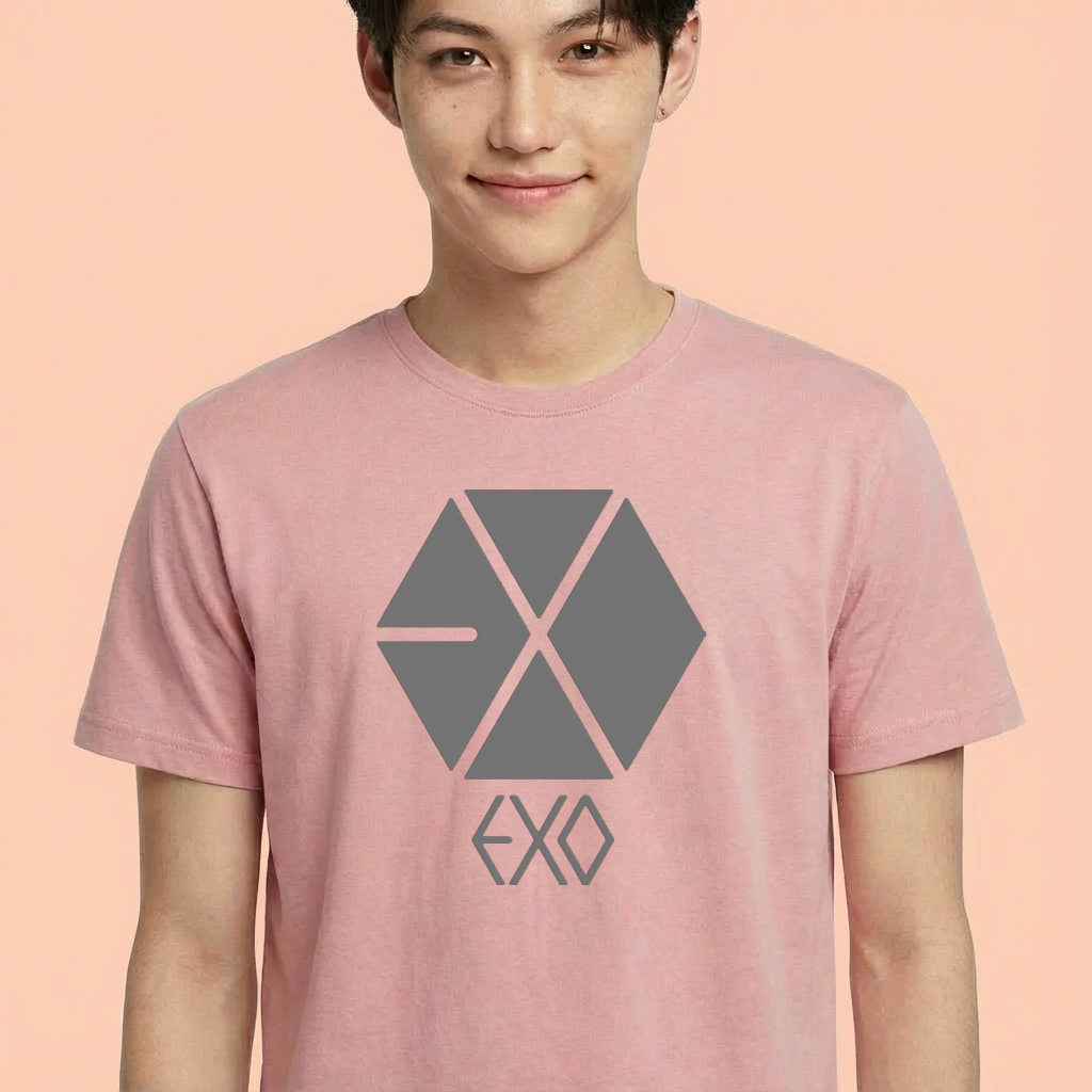 Camiseta EXO Logo rosa