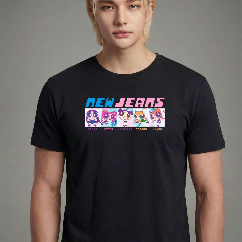 Camiseta camiseta-basica-newjeans-get-up-album - Preta