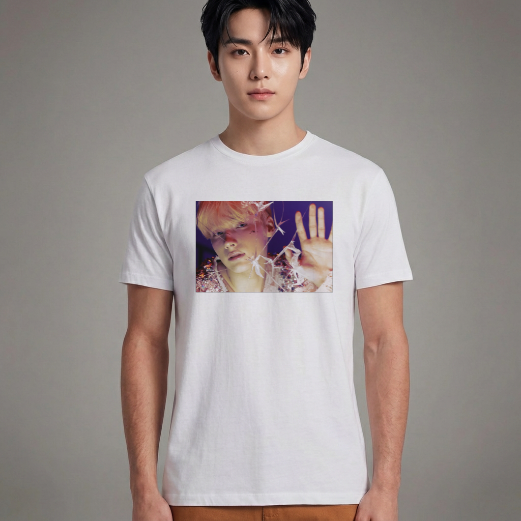 Camiseta Básica TXT Huening Kai - Branca