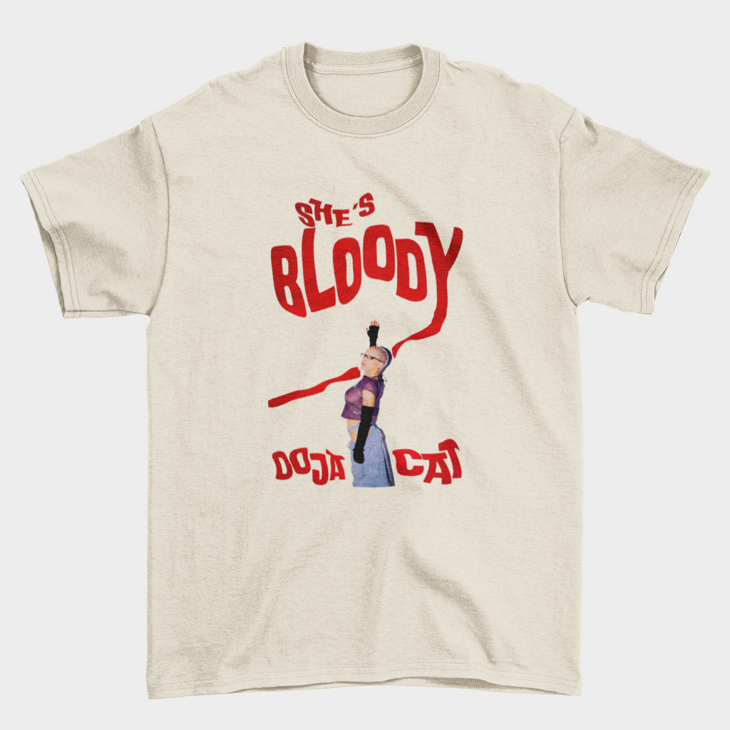 Camiseta Doja Cat She's Bloody pérola