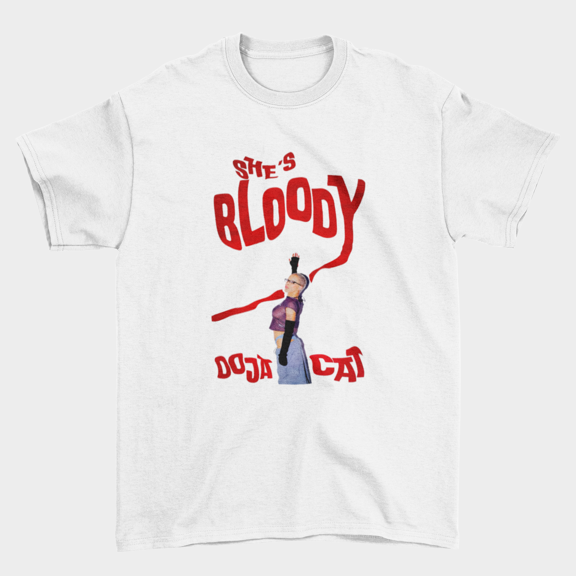 Camiseta Básica Doja Cat She's Bloody - Branco